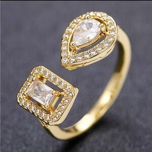 Swarovski Elements Yellow Gold Plated Open Contemporary Ring NEW